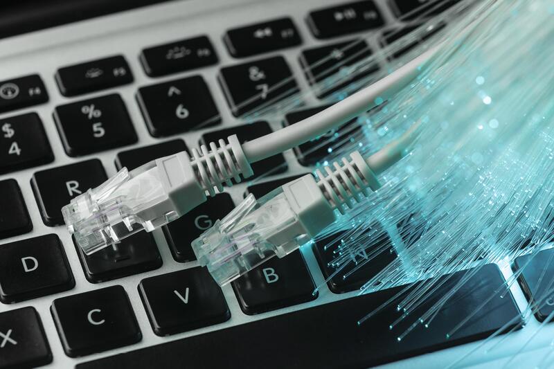 Comment optimiser votre réseau informatique pour un meilleur débit et une sécurité renforcée ?